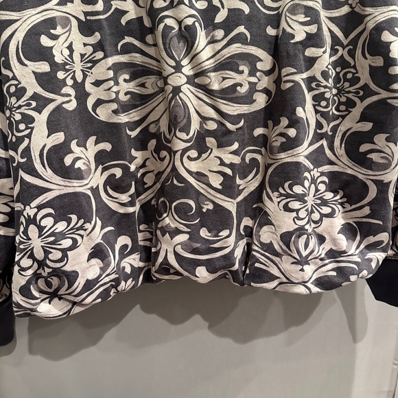 We The Free Printed Bubble Up Pullover - Picture 9 of 9